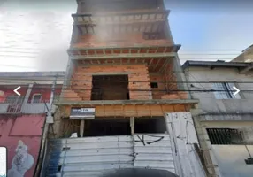 Foto 1 de Sobrado com 14 Quartos à venda, 138m² em Vila Yolanda, Osasco