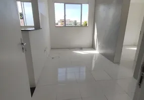 Foto 1 de Apartamento com 2 Quartos à venda, 48m² em Centro, Lauro de Freitas