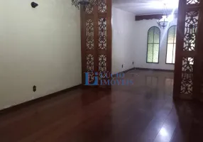 Foto 1 de Sobrado com 3 Quartos para alugar, 210m² em Vila Sao Pedro, Santo André