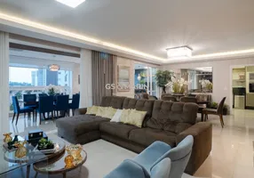 Foto 1 de Apartamento com 3 Quartos à venda, 220m² em Gleba Palhano, Londrina