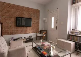 Foto 1 de Sobrado com 3 Quartos à venda, 120m² em Vila Olímpia, São Paulo