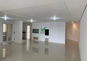 Foto 1 de Apartamento com 3 Quartos à venda, 189m² em Centro, Caxias do Sul