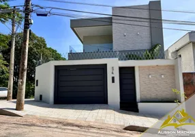 Foto 1 de Sobrado com 3 Quartos à venda, 151m² em Ibituruna, Montes Claros