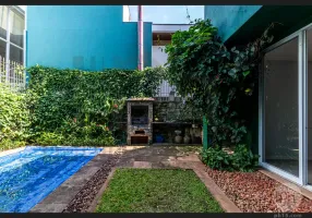 Foto 1 de Casa com 4 Quartos à venda, 364m² em Jardim Luzitânia, São Paulo