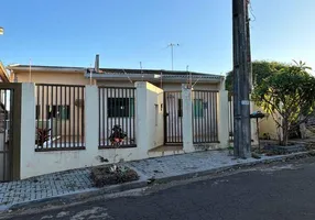 Foto 1 de Sobrado com 2 Quartos à venda, 182m² em Jardim Caviúna, Rolândia