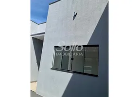 Foto 1 de Casa com 3 Quartos à venda, 75m² em Jardim Europa, Uberlândia