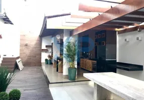 Foto 1 de Casa com 4 Quartos à venda, 450m² em Liberdade, Divinópolis