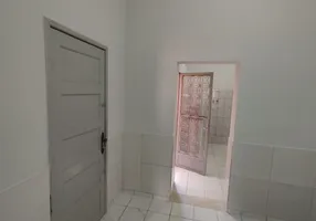Foto 1 de Casa com 2 Quartos para alugar, 75m² em Bonsucesso, Rio de Janeiro