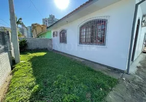 Foto 1 de Casa com 3 Quartos à venda, 360m² em Parque São Jorge, Florianópolis