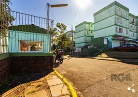 Foto 1 de Apartamento com 3 Quartos à venda, 80m² em Nonoai, Porto Alegre