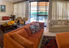 Foto 1 de Apartamento com 4 Quartos para alugar, 210m² em Barra da Tijuca, Rio de Janeiro