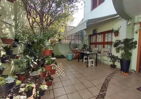 Foto 1 de Casa com 4 Quartos para venda ou aluguel, 200m² em Vila Mariana, São Paulo