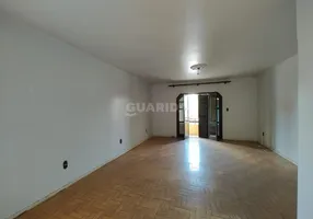 Foto 1 de Casa com 4 Quartos para alugar, 250m² em Cavalhada, Porto Alegre
