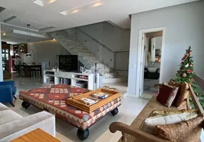Foto 1 de Casa com 3 Quartos à venda, 263m² em Jardim Lindóia, Porto Alegre