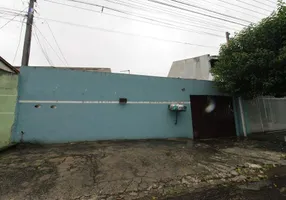 Foto 1 de Casa com 3 Quartos à venda, 48m² em Uberaba, Curitiba