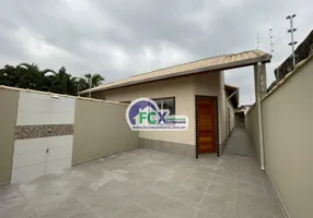 Foto 1 de Casa com 2 Quartos à venda, 75m² em Jardim Magalhães, Itanhaém