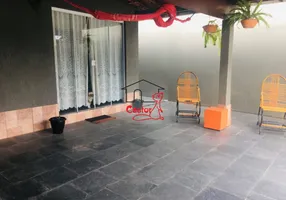 Foto 1 de Casa com 2 Quartos à venda, 178m² em Conjunto Residencial Araretama, Pindamonhangaba