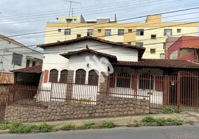 Foto 1 de Casa com 5 Quartos à venda, 240m² em Carlos Prates, Belo Horizonte