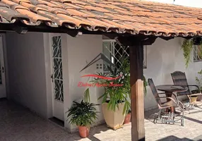 Foto 1 de Casa com 3 Quartos à venda, 120m² em Santo Antonio, Ribeirão das Neves