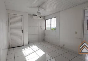 Foto 1 de Apartamento com 2 Quartos à venda, 39m² em Maria Regina, Alvorada