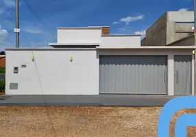 Foto 1 de Casa com 3 Quartos para alugar, 90m² em , Pontalina
