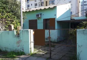 Foto 1 de Casa com 6 Quartos à venda, 308m² em Boa Vista, Porto Alegre