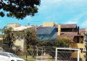 Foto 1 de Casa com 3 Quartos para alugar, 350m² em Vila Jardim, Porto Alegre