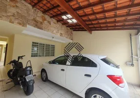 Foto 1 de Sobrado com 3 Quartos à venda, 218m² em Jardim Leocadia, Sorocaba