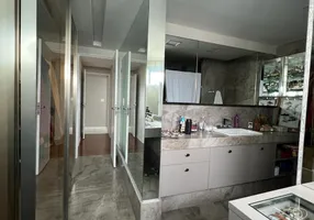 Foto 1 de Apartamento com 4 Quartos à venda, 340m² em Parnamirim, Recife