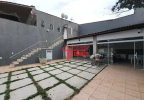 Foto 1 de Casa com 3 Quartos à venda, 286m² em Centreville, Santo André