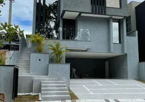 Foto 1 de Casa de Condomínio com 3 Quartos à venda, 314m² em Cezar de Souza, Mogi das Cruzes