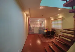 Foto 1 de Casa com 4 Quartos à venda, 206m² em Vila Guilherme, São Paulo