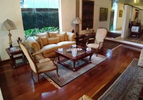 Foto 1 de Casa com 4 Quartos para alugar, 315m² em Moema, São Paulo