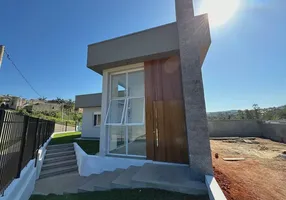 Foto 1 de Casa com 3 Quartos à venda, 230m² em Barra do Rio Molha, Jaraguá do Sul