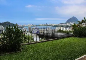 Foto 1 de Casa com 4 Quartos à venda, 1028m² em Jardim Botânico, Rio de Janeiro