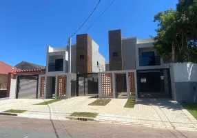 Foto 1 de Sobrado com 3 Quartos à venda, 123m² em Guaíra, Curitiba