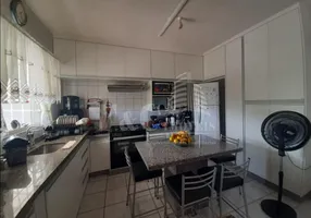 Foto 1 de Casa com 2 Quartos à venda, 277m² em Jardim Planalto, Limeira