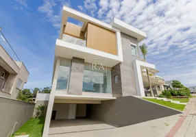 Foto 1 de Casa de Condomínio com 4 Quartos à venda, 369m² em Santo Inácio, Curitiba