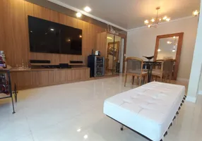 Foto 1 de Apartamento com 3 Quartos à venda, 220m² em Icaraí, Niterói
