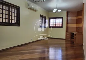 Foto 1 de Casa com 3 Quartos para alugar, 202m² em Vila Floresta, Santo André