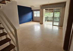 Foto 1 de Apartamento com 3 Quartos à venda, 140m² em Nogueira, Petrópolis