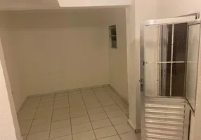 Foto 1 de Casa com 1 Quarto para alugar, 19m² em Vila Castelo, São Paulo