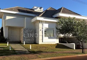 Foto 1 de Sobrado com 4 Quartos à venda, 303m² em Lancaster, Foz do Iguaçu