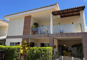 Foto 1 de Casa com 4 Quartos à venda, 175m² em Buraquinho, Lauro de Freitas