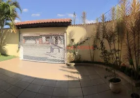 Foto 1 de Casa com 3 Quartos à venda, 300m² em Jardim Ponte Grande, Mogi das Cruzes