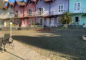 Foto 1 de Casa de Condomínio com 3 Quartos à venda, 120m² em Ermitage, Teresópolis