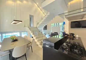 Foto 1 de Casa de Condomínio com 4 Quartos à venda, 530m² em Jardim das Cerejeiras, Arujá