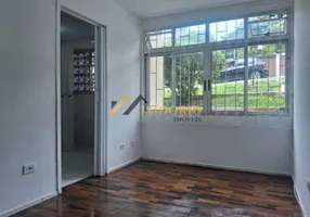 Foto 1 de Apartamento com 2 Quartos à venda, 40m² em Barreirinha, Curitiba