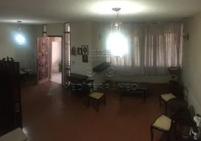 Foto 1 de Casa com 3 Quartos à venda, 220m² em VILA VIRGINIA, Jundiaí