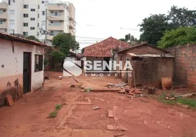 Foto 1 de Lote/Terreno com 1 Quarto à venda, 360m² em Santa Mônica, Uberlândia